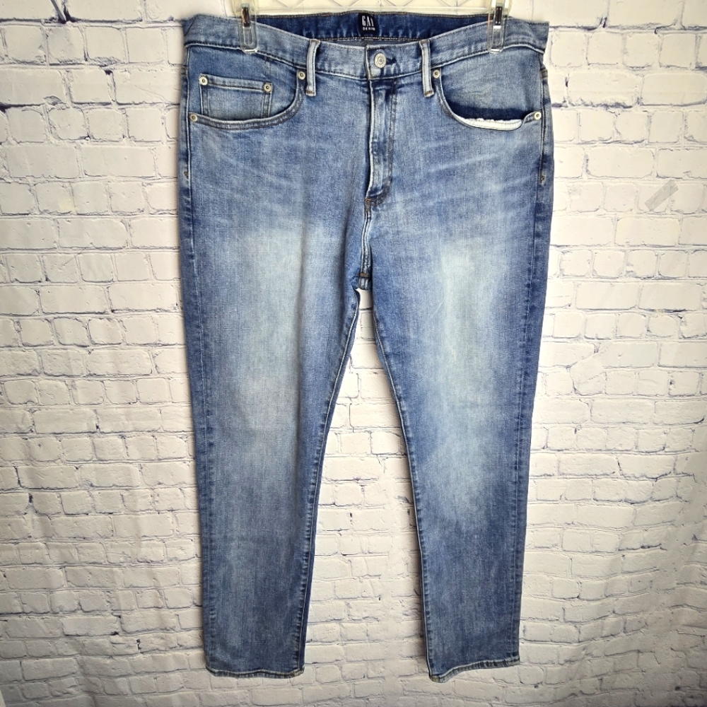 Gap Light Indigo Slim Straight Jeans Size 36x32